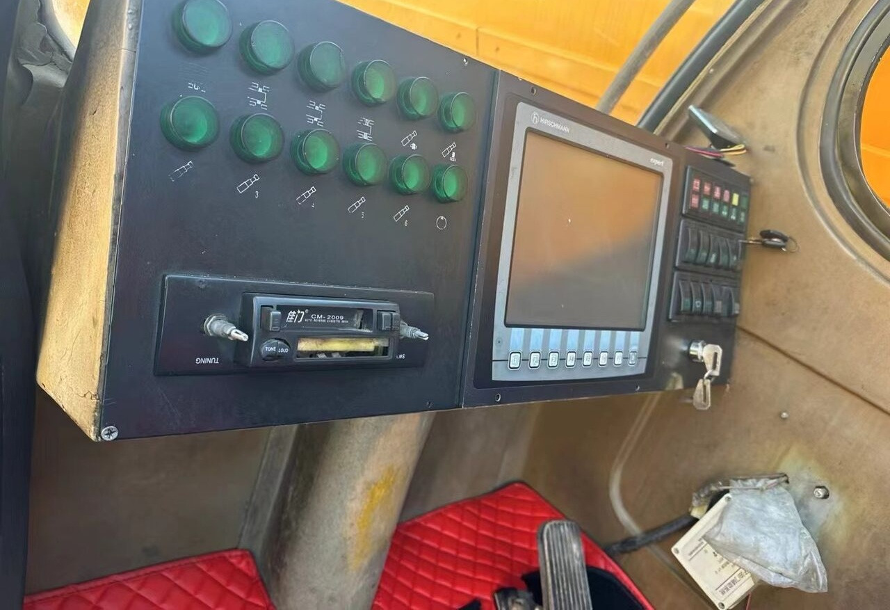 Мобильный кран XCMG: фото 7