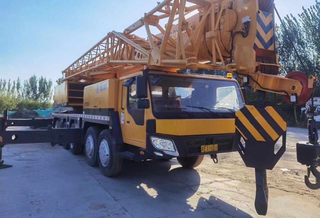 Мобильный кран XCMG QY100K QY100K-II QY90K 100T 100ton: фото 6
