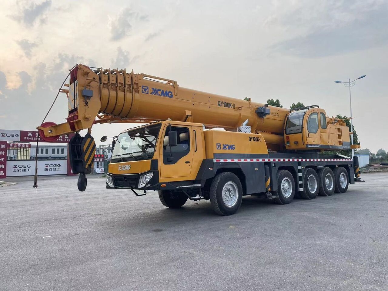 XCMG QY90K QY100K-II 90T 100T 90ton 100ton 80 70 50 - Мобильный кран: фото 2 XCMG QY90K QY100K-II 90T 100T 90ton 100ton 80 70 50 - Мобильный кран: фото 2