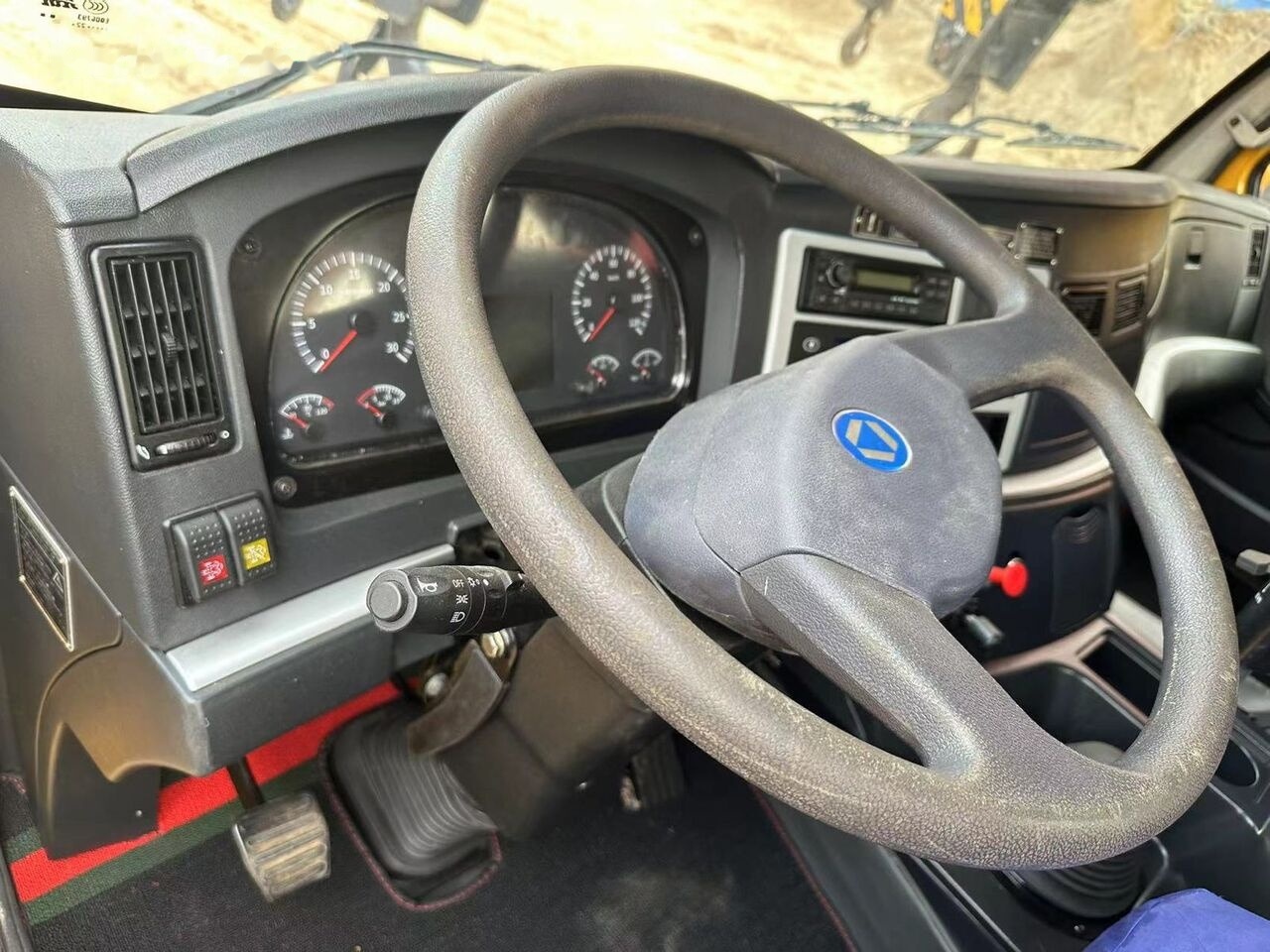 XCMG QY90K QY30K QY50K QY70K QAY200 truck crane - Мобильный кран: фото 5 XCMG QY90K QY30K QY50K QY70K QAY200 truck crane - Мобильный кран: фото 5