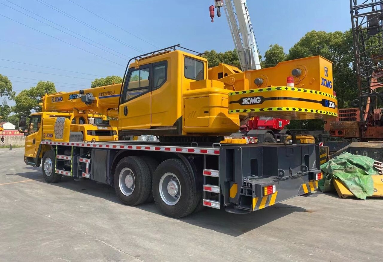 XCMG XCT25 QY25K5D 25ton 50ton 70ton 100ton 130 ton - Мобильный кран: фото 2 XCMG XCT25 QY25K5D 25ton 50ton 70ton 100ton 130 ton - Мобильный кран: фото 2