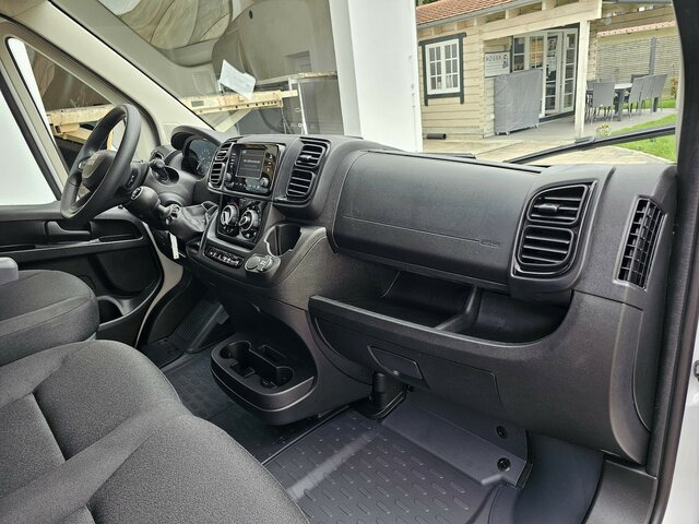 Малотоннажный бортовой грузовик FIAT Ducato MAXI Serie10-9.2 2025 Pritsche sofort...: фото 19 Малотоннажный бортовой грузовик FIAT Ducato MAXI Serie10-9.2 2025 Pritsche sofort...: фото 19