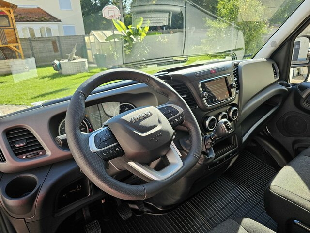 IVECO Daily 35S18 3.0 Koffer Voll-LED Navigation - Малотоннажный фургон: фото 5 IVECO Daily 35S18 3.0 Koffer Voll-LED Navigation - Малотоннажный фургон: фото 5