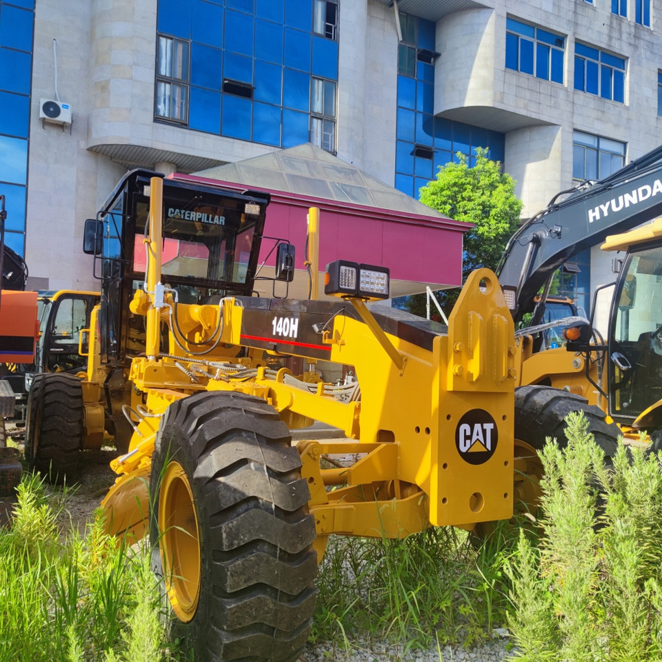 CAT 140H Grader - Грейдер: фото 1 CAT 140H Grader - Грейдер: фото 1