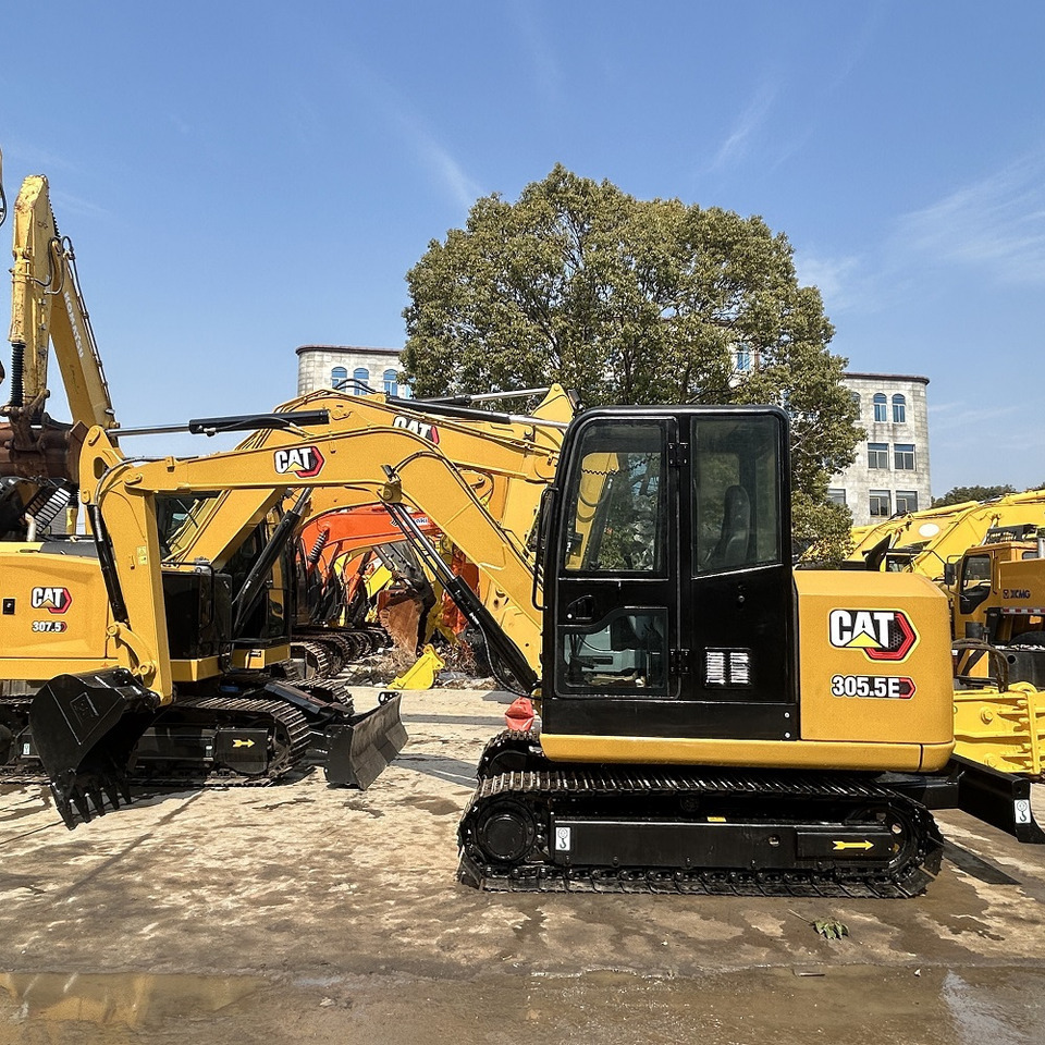 CAT 305.5E2 Excavator - Гусеничный экскаватор: фото 1 CAT 305.5E2 Excavator - Гусеничный экскаватор: фото 1