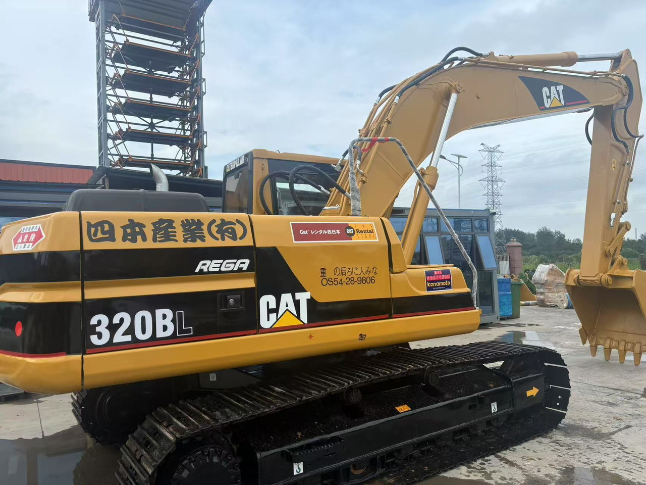 CAT 320BL Excavator - Гусеничный экскаватор: фото 1 CAT 320BL Excavator - Гусеничный экскаватор: фото 1