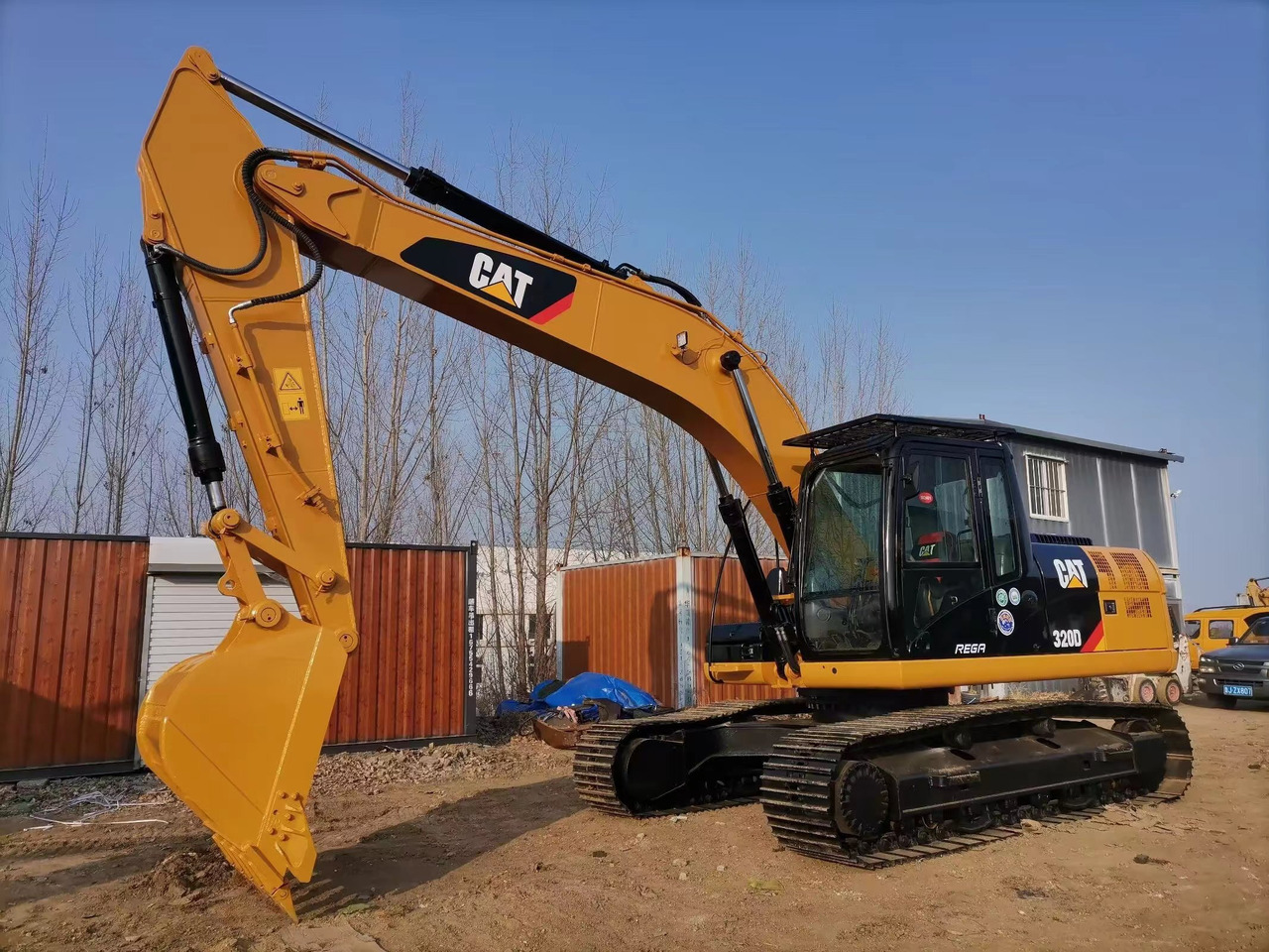 CAT 320DL Excavator - Гусеничный экскаватор: фото 1 CAT 320DL Excavator - Гусеничный экскаватор: фото 1