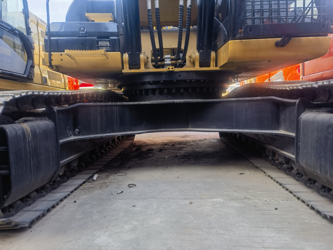 CAT 330D2L Excavator - Гусеничный экскаватор: фото 4 CAT 330D2L Excavator - Гусеничный экскаватор: фото 4