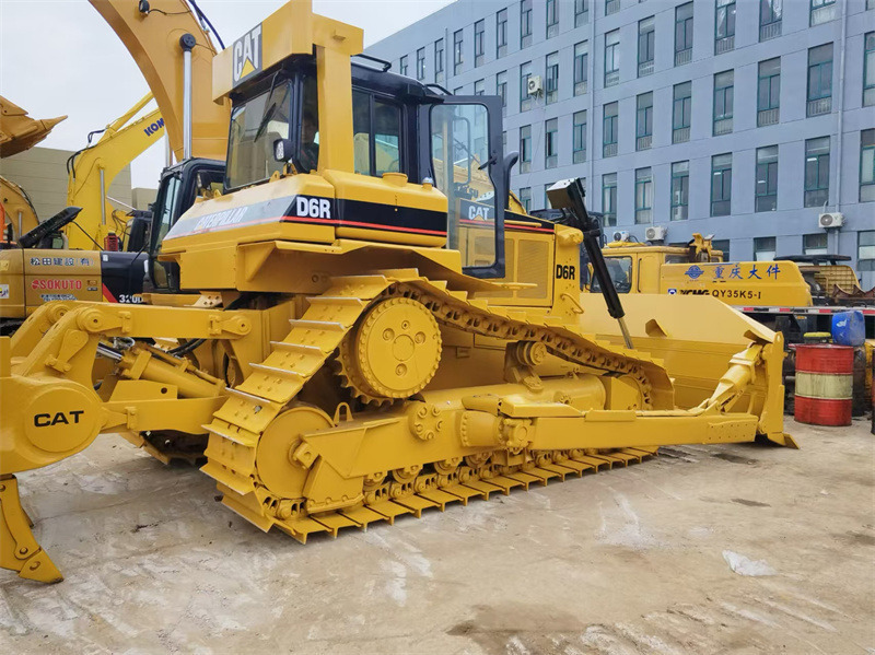 CAT D6R Bulldozer - Бульдозер: фото 1 CAT D6R Bulldozer - Бульдозер: фото 1