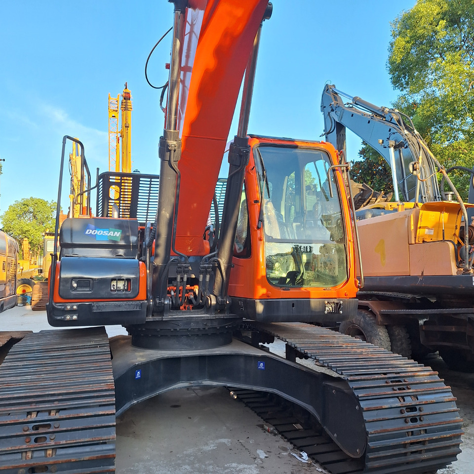 Doosan Dx225LC-9C  Crawler Excavator - Гусеничный экскаватор: фото 2 Doosan Dx225LC-9C  Crawler Excavator - Гусеничный экскаватор: фото 2