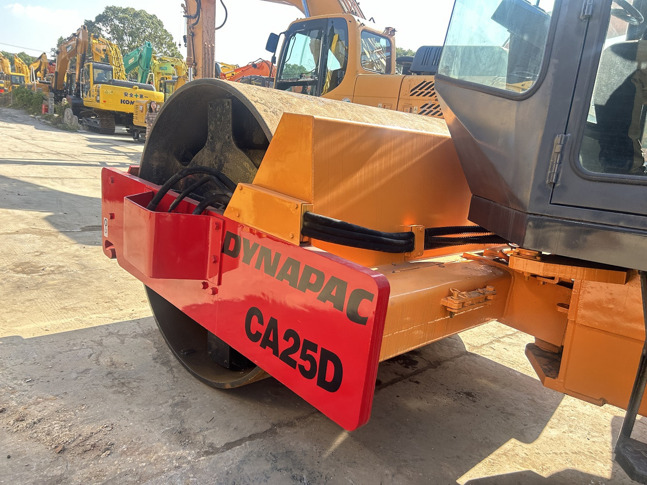 Dynapac CA25D roller - Дорожный каток: фото 3 Dynapac CA25D roller - Дорожный каток: фото 3