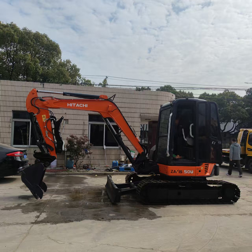 Hitachi ZX50 Excavator - Гусеничный экскаватор: фото 2 Hitachi ZX50 Excavator - Гусеничный экскаватор: фото 2