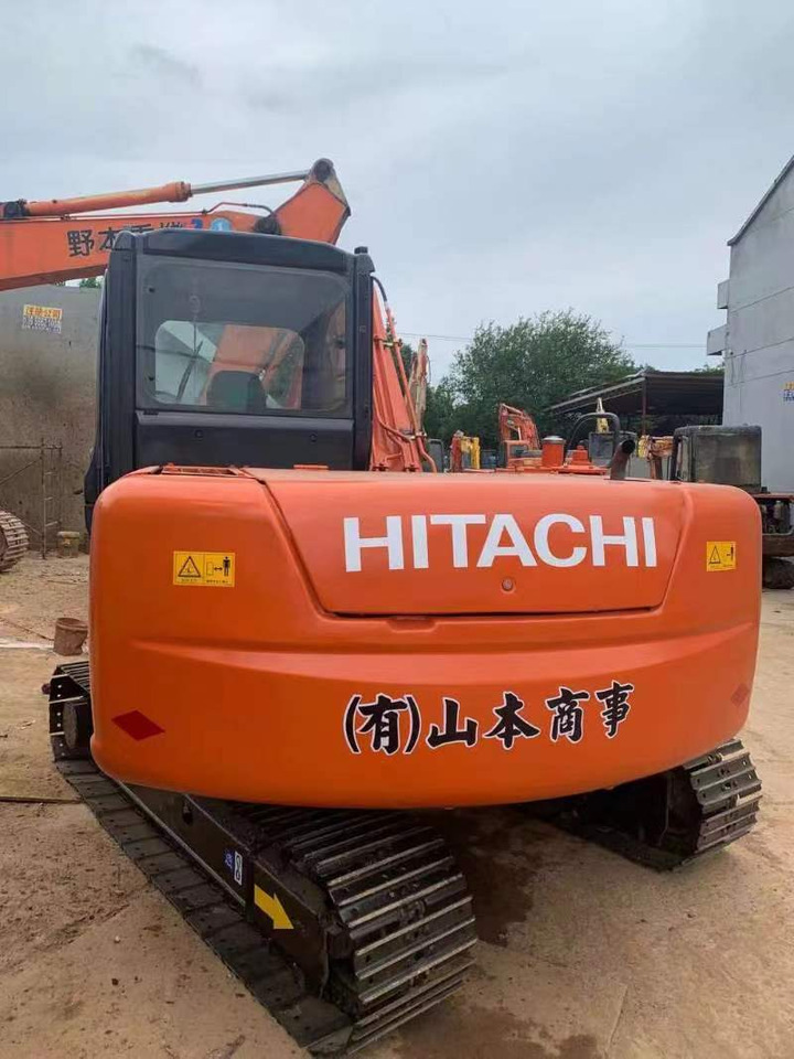 Hitachi ZX70 Excavator - Гусеничный экскаватор: фото 3 Hitachi ZX70 Excavator - Гусеничный экскаватор: фото 3