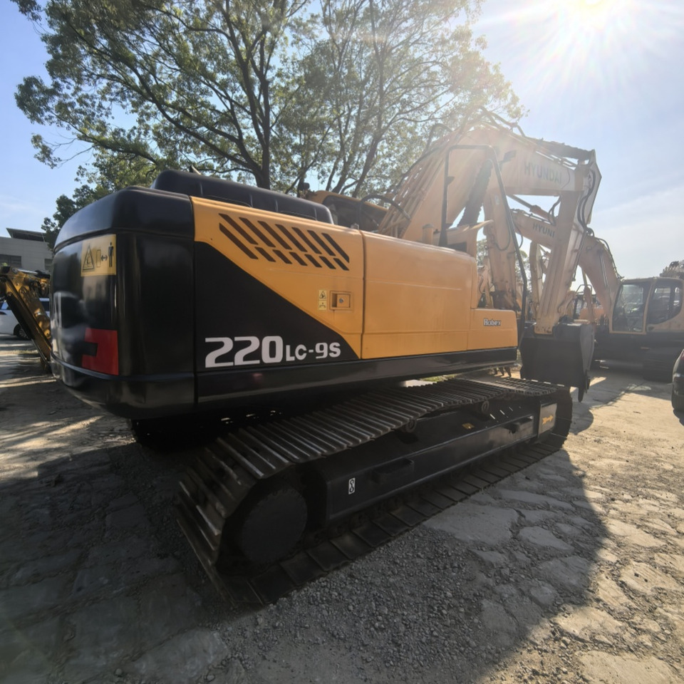 Hyundai 220lc-9s excavator - Колёсный экскаватор: фото 5 Hyundai 220lc-9s excavator - Колёсный экскаватор: фото 5