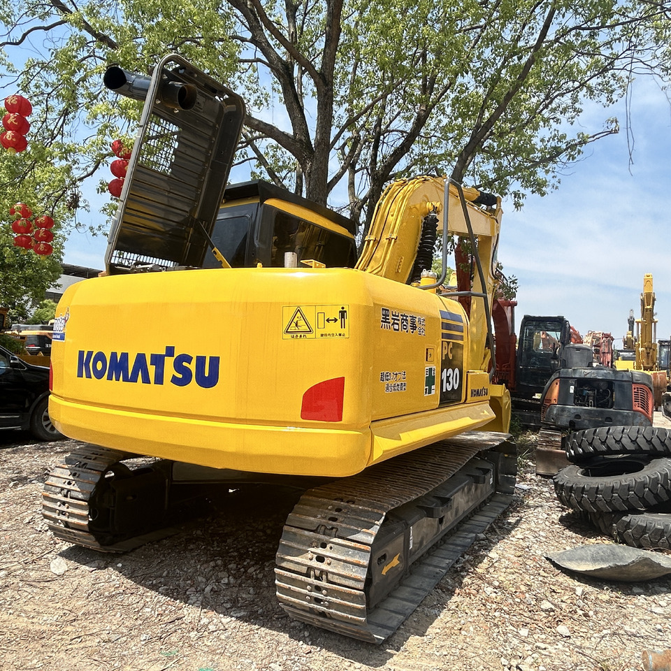 Komatsu PC130-7 Excavator - Гусеничный экскаватор: фото 2 Komatsu PC130-7 Excavator - Гусеничный экскаватор: фото 2