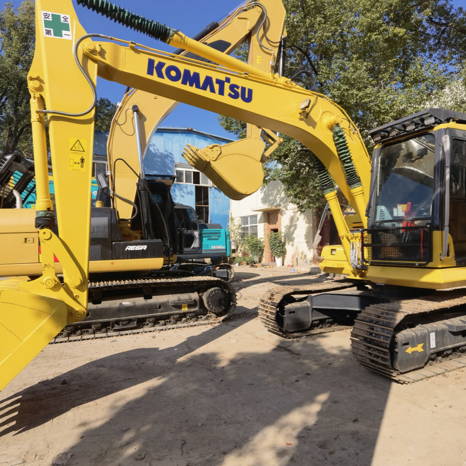 Komatsu PC130-7 Excavator - Гусеничный экскаватор: фото 1 Komatsu PC130-7 Excavator - Гусеничный экскаватор: фото 1