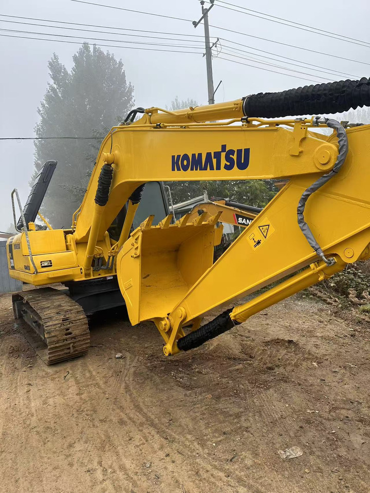 Komatsu PC200-7 excavator - Гусеничный экскаватор: фото 3 Komatsu PC200-7 excavator - Гусеничный экскаватор: фото 3