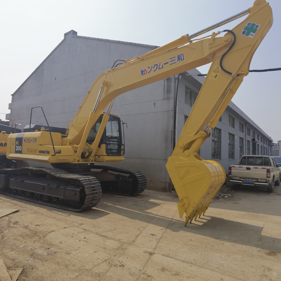 Komatsu PC300-7 Excavator - Гусеничный экскаватор: фото 4 Komatsu PC300-7 Excavator - Гусеничный экскаватор: фото 4
