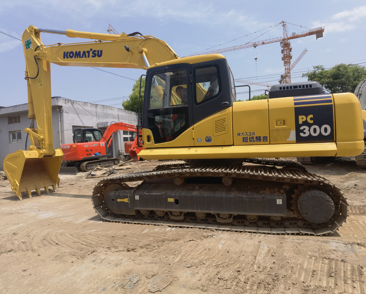 Komatsu PC350-7 excavator - Гусеничный экскаватор: фото 3 Komatsu PC350-7 excavator - Гусеничный экскаватор: фото 3