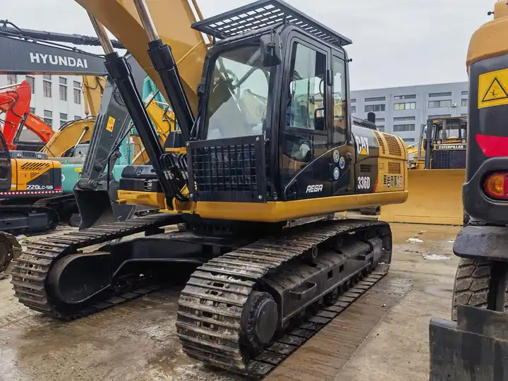 Original Japan Caterpillar 336d excavator CAT 336d2 349d 390d hydraulic crawler excavator on stock - Экскаватор: фото 4 Original Japan Caterpillar 336d excavator CAT 336d2 349d 390d hydraulic crawler excavator on stock - Экскаватор: фото 4