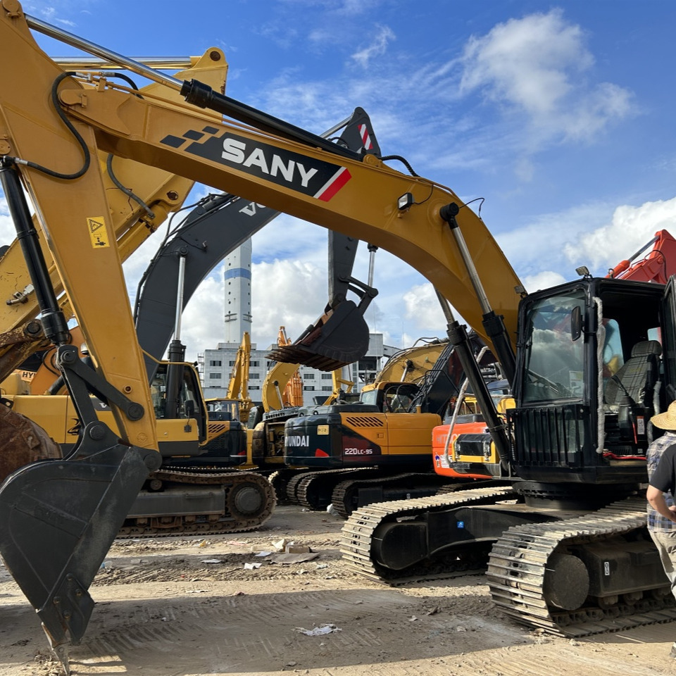 SANY 215C Excavator - Гусеничный экскаватор: фото 3 SANY 215C Excavator - Гусеничный экскаватор: фото 3
