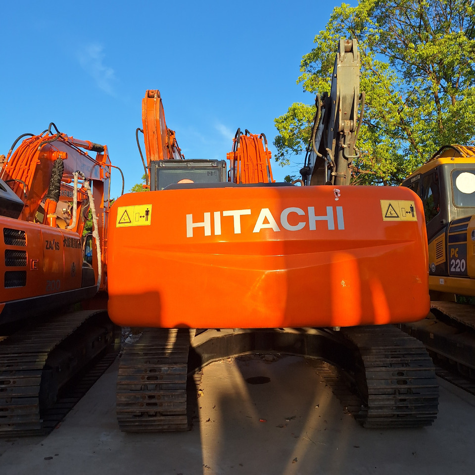 Second hand Hitachi ZX210 excavator - Экскаватор: фото 5 Second hand Hitachi ZX210 excavator - Экскаватор: фото 5