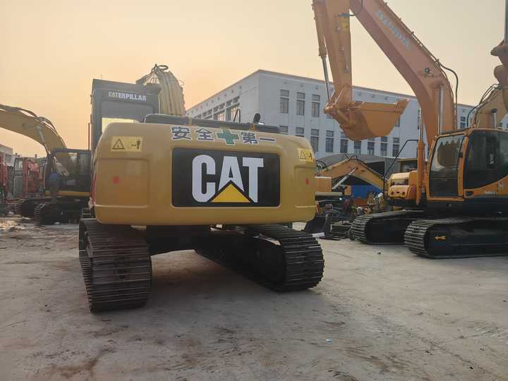 Used excavator cat320 Japan brand Used CAT 320 Excavator Caterpillar 320D Crawler Excavator CAT320 used digger for sale - Гусеничный экскаватор: фото 3 Used excavator cat320 Japan brand Used CAT 320 Excavator Caterpillar 320D Crawler Excavator CAT320 used digger for sale - Гусеничный экскаватор: фото 3