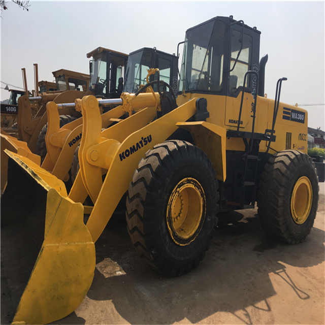 Second hand wheel loader Komatsu used Wheel loader WA320-3 WA320-1 WA380-3 cheap for sale - Колёсный погрузчик: фото 5 Second hand wheel loader Komatsu used Wheel loader WA320-3 WA320-1 WA380-3 cheap for sale - Колёсный погрузчик: фото 5
