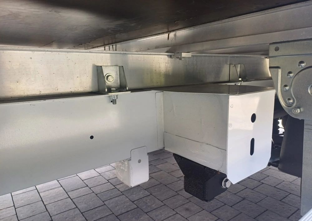 Малотоннажный бортовой грузовик Renault Master 2.3dci 168KM 10palet 2022rok: фото 15