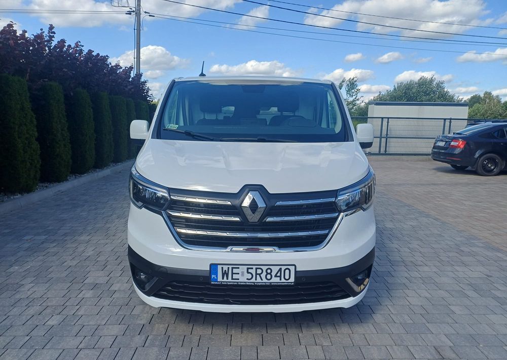 Renault RENAULT TRAFIC AUTOMAT 170KM - Цельнометаллический фургон: фото 2 Renault RENAULT TRAFIC AUTOMAT 170KM - Цельнометаллический фургон: фото 2