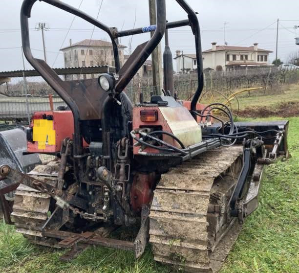 Trattore Explorer 80 CHD - Гусеничный трактор: фото 2 Trattore Explorer 80 CHD - Гусеничный трактор: фото 2