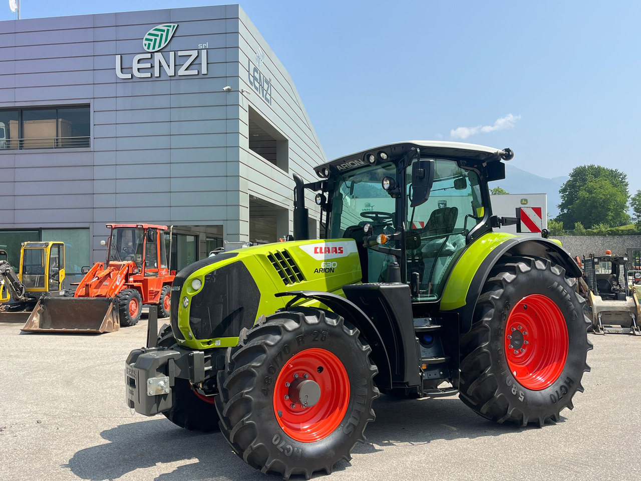 TRATTORE CLAAS ARION 630 - Трактор: фото 1 TRATTORE CLAAS ARION 630 - Трактор: фото 1
