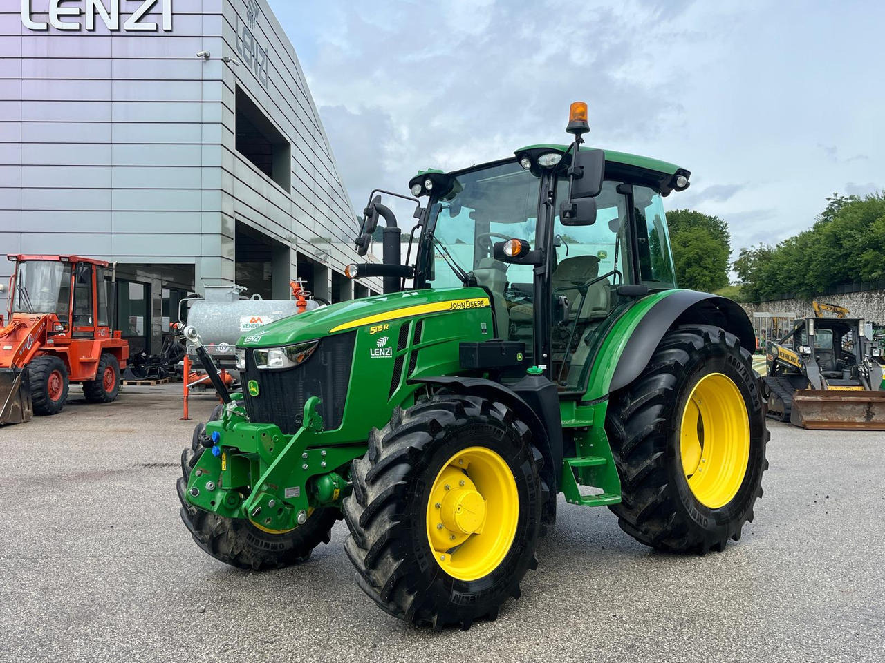 TRATTORE JOHN DEERE 5115R - Трактор: фото 2 TRATTORE JOHN DEERE 5115R - Трактор: фото 2