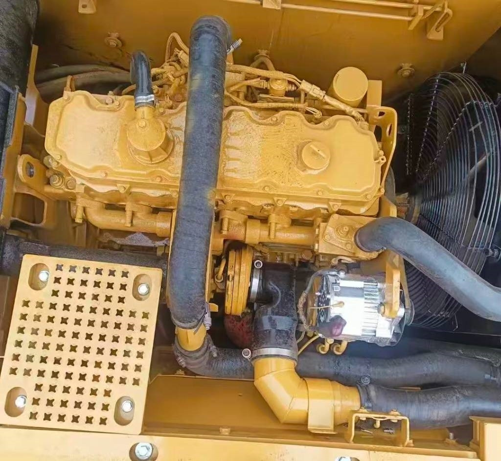 CAT 325 C - Гусеничный экскаватор: фото 4 CAT 325 C - Гусеничный экскаватор: фото 4