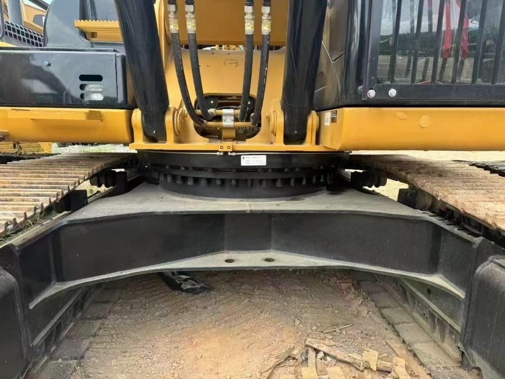 CAT 330 D L - Гусеничный экскаватор: фото 5 CAT 330 D L - Гусеничный экскаватор: фото 5