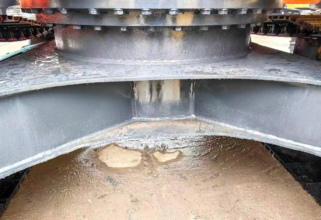 Doosan DX 140 - Гусеничный экскаватор: фото 3 Doosan DX 140 - Гусеничный экскаватор: фото 3