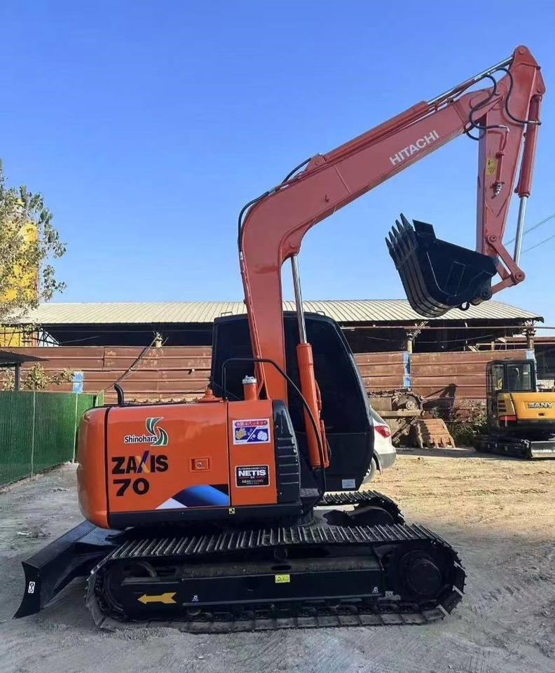 Hitachi ZAXS 70 - Мини-экскаватор: фото 5 Hitachi ZAXS 70 - Мини-экскаватор: фото 5