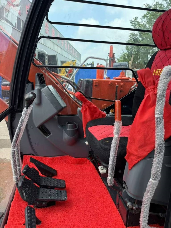 Hitachi ZX 60 - Мини-экскаватор: фото 5 Hitachi ZX 60 - Мини-экскаватор: фото 5