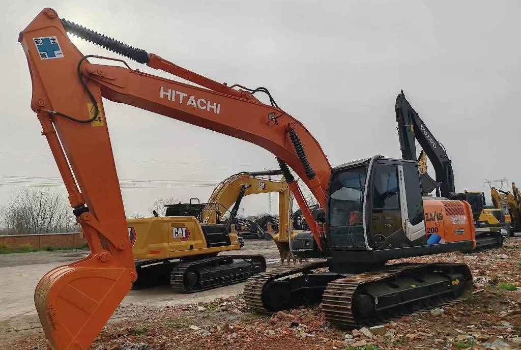 Hitachi Zaxis 200 LC - Мини-экскаватор: фото 3 Hitachi Zaxis 200 LC - Мини-экскаватор: фото 3