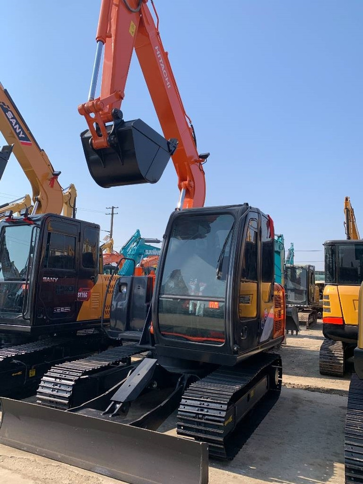 Hitachi Zaxis 70 - Мини-экскаватор: фото 5 Hitachi Zaxis 70 - Мини-экскаватор: фото 5