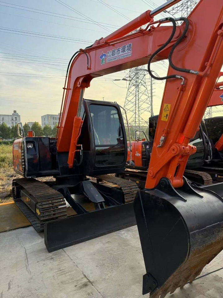 Hitachi Zaxis 70 - Мини-экскаватор: фото 4 Hitachi Zaxis 70 - Мини-экскаватор: фото 4