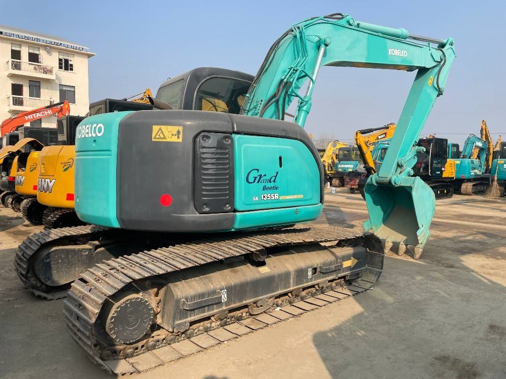 Kobelco SK 135 SR LC - Гусеничный экскаватор: фото 1 Kobelco SK 135 SR LC - Гусеничный экскаватор: фото 1