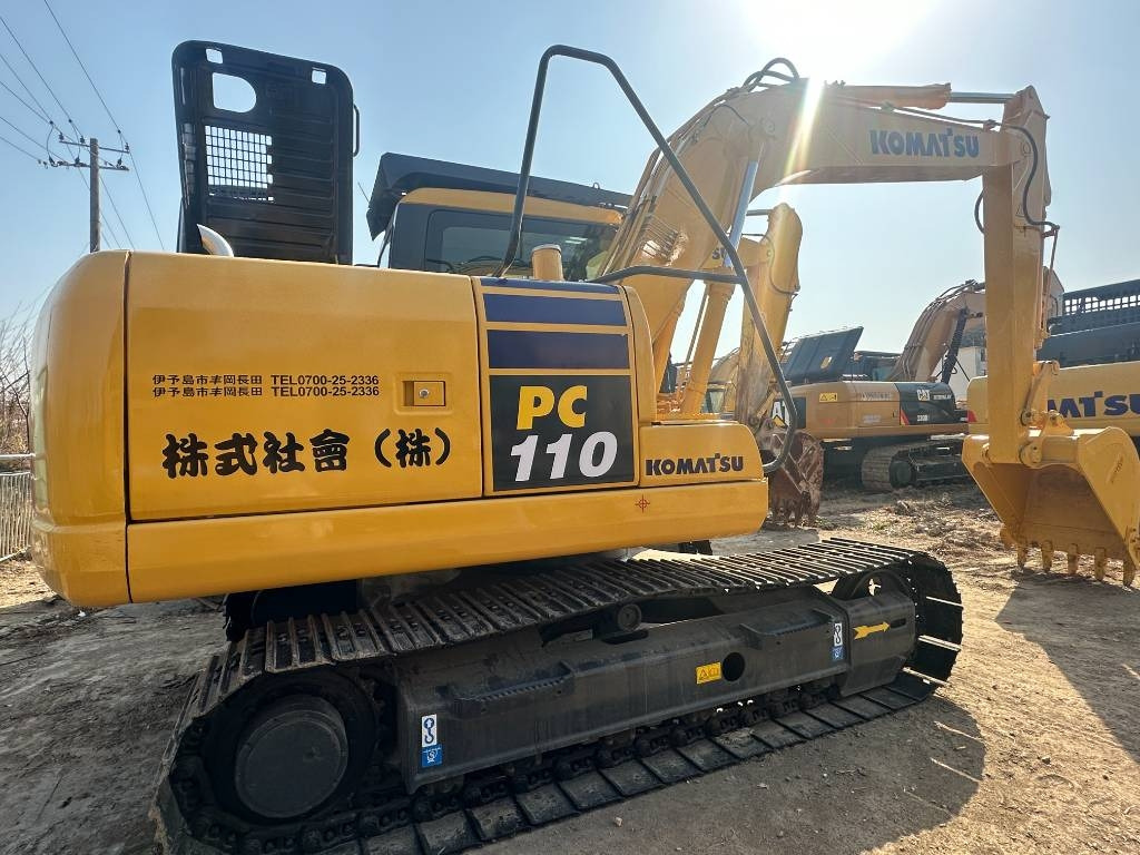 Komatsu PC 110 - Гусеничный экскаватор: фото 1 Komatsu PC 110 - Гусеничный экскаватор: фото 1