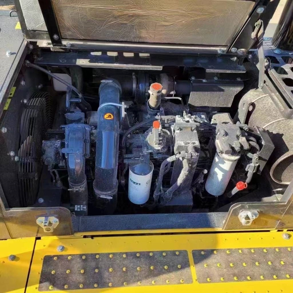 Komatsu PC 450 - Гусеничный экскаватор: фото 4 Komatsu PC 450 - Гусеничный экскаватор: фото 4