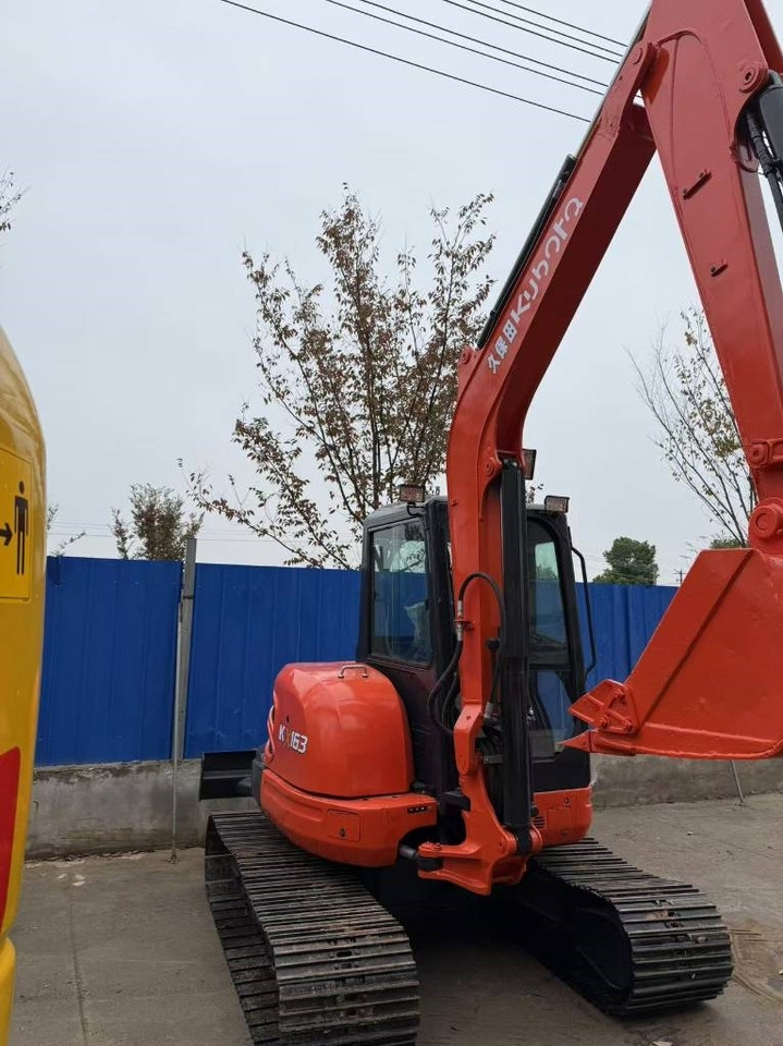 Kubota 163 - Гусеничный экскаватор: фото 1 Kubota 163 - Гусеничный экскаватор: фото 1