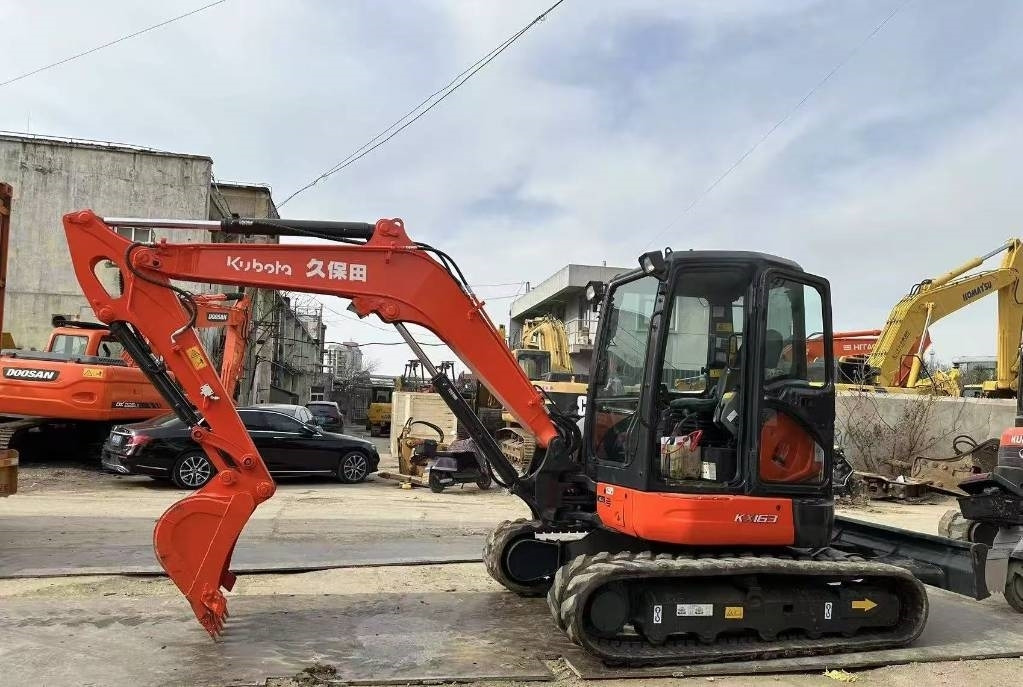 Kubota KX 163 - Гусеничный экскаватор: фото 1 Kubota KX 163 - Гусеничный экскаватор: фото 1