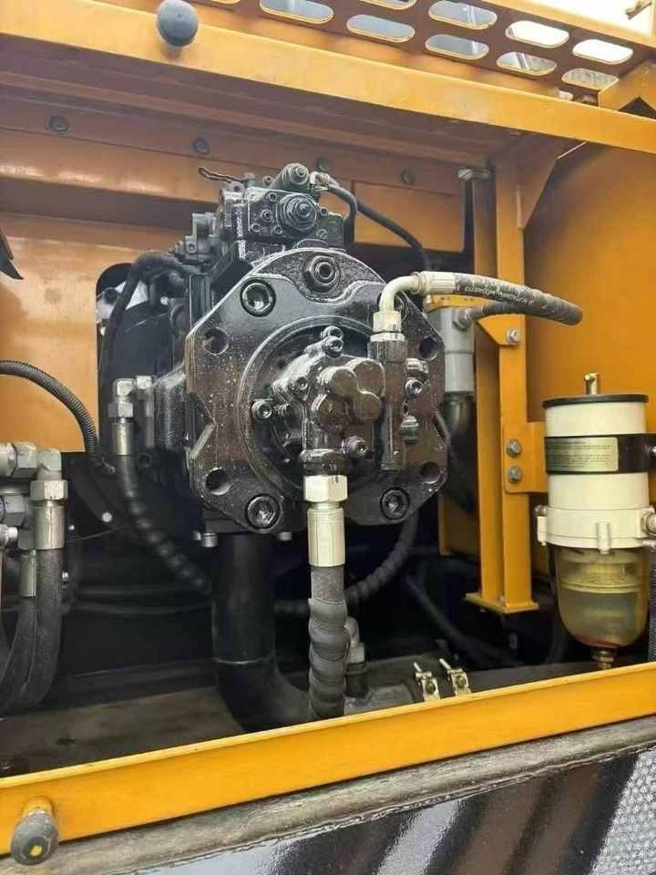 Гусеничный экскаватор Sany SY 365 H: фото 9