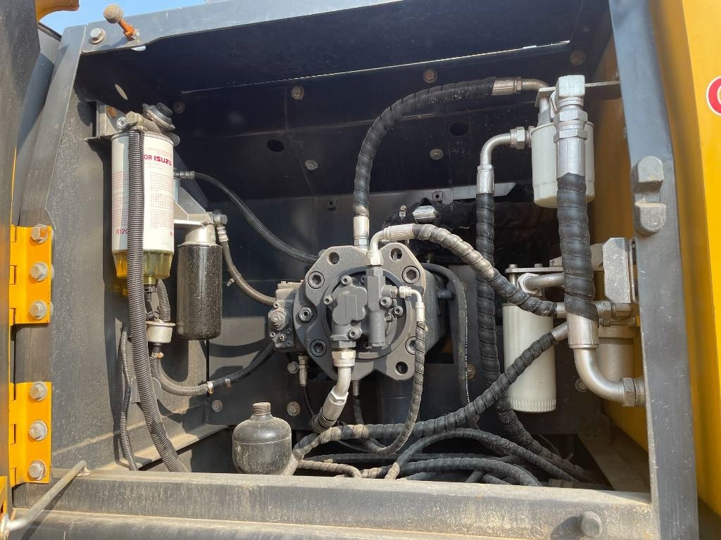 Volvo EC 210 - Гусеничный экскаватор: фото 5 Volvo EC 210 - Гусеничный экскаватор: фото 5