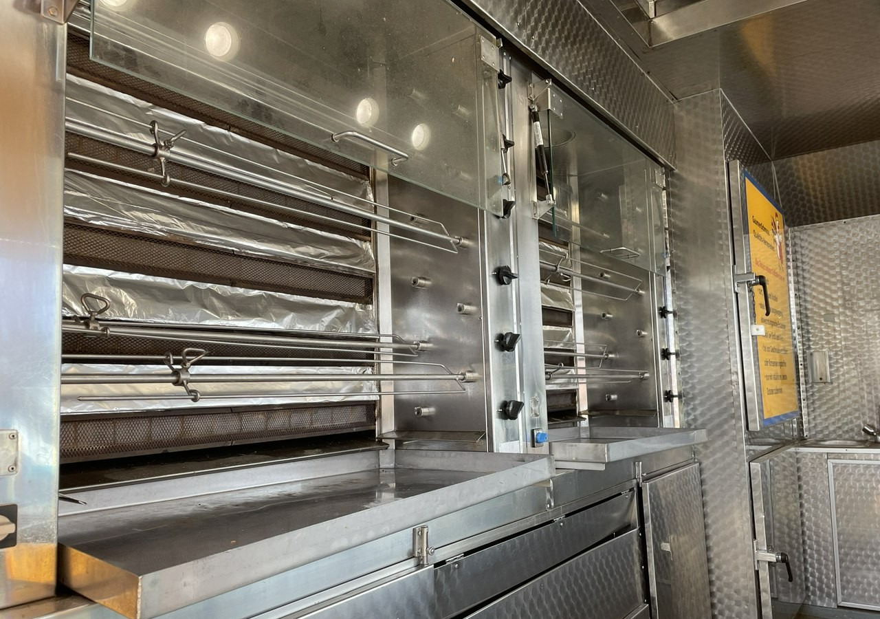 Fiat Ducato Autosklep Autogrill Gastronomiczny Food Truck Foodtruck sklep bar20 - Торговый грузовик: фото 5 Fiat Ducato Autosklep Autogrill Gastronomiczny Food Truck Foodtruck sklep bar20 - Торговый грузовик: фото 5