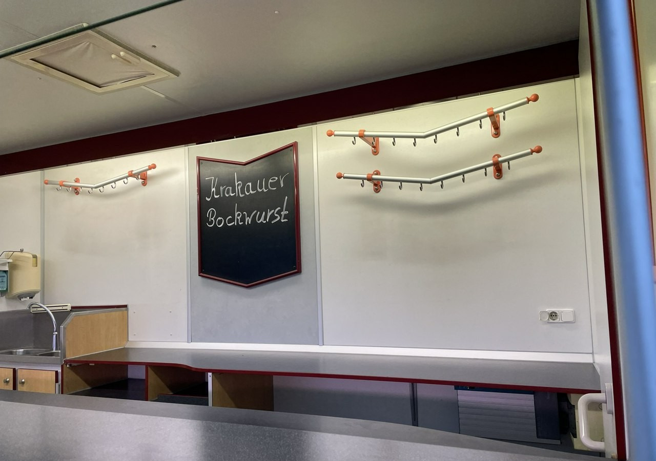 Торговый грузовик Fiat Ducato Autosklep Wędlin Gastronomiczny food truck foodtruck sklep Borco 200: фото 12 Торговый грузовик Fiat Ducato Autosklep Wędlin Gastronomiczny food truck foodtruck sklep Borco 200: фото 12